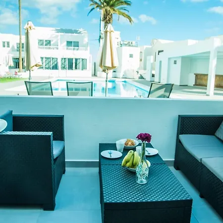 Casa Del Ritmo With Terrace Ac Shared Pool And Free Wifi Daire Puerto del Carmen (Lanzarote)